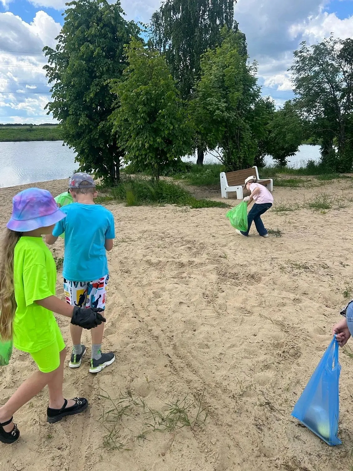 Участники  водного сообщества Владимирской области провели экологический десант  "Мы твои друзья, природа!" 